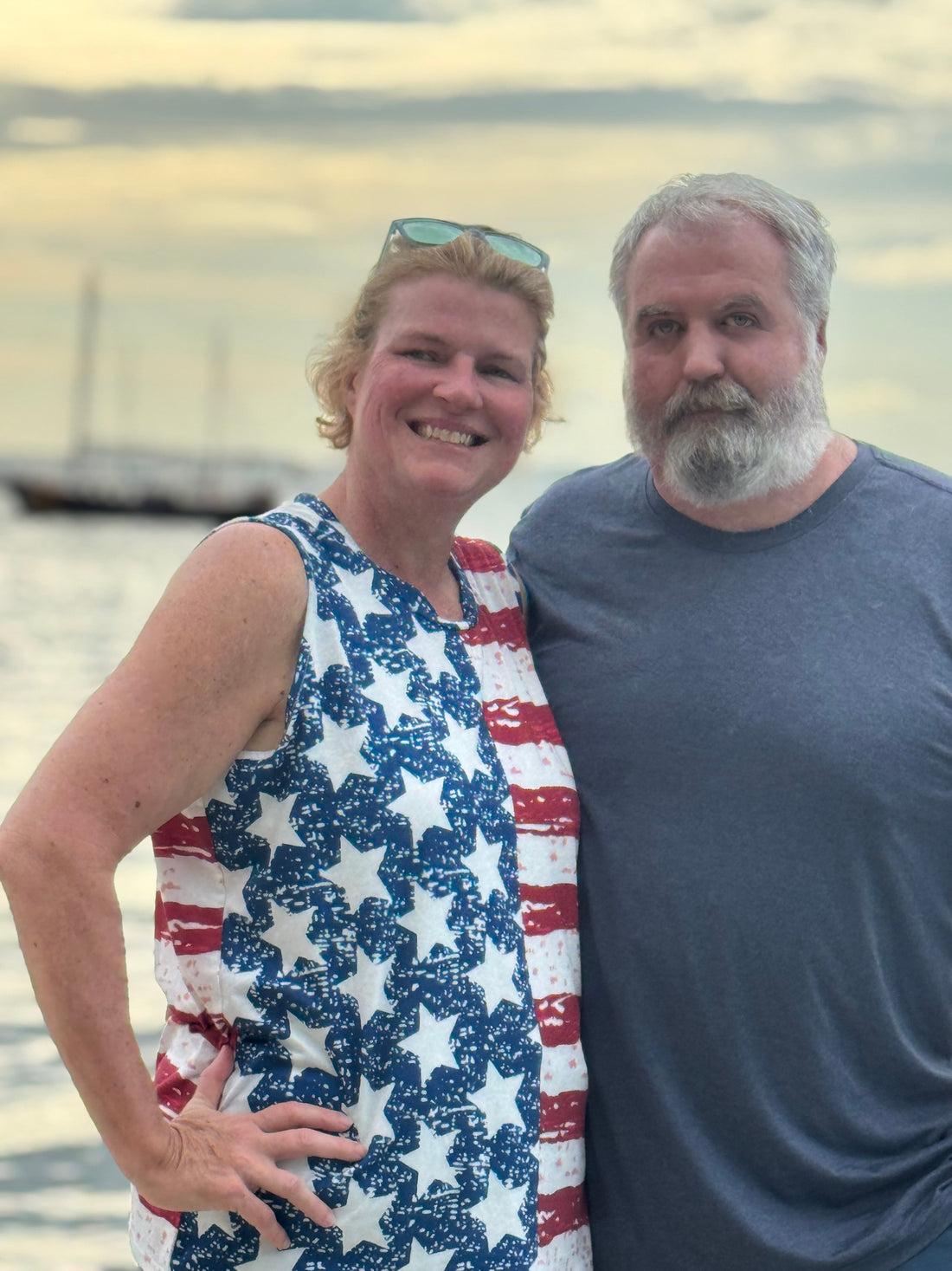 Custom Graphics and Printing Services: Meeting business needs through creative solutions.