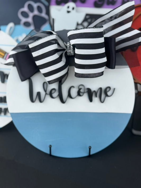 Welcome with Bow Door Hanger- Custom