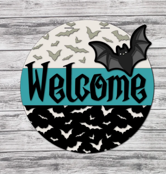 Ready-Made Seasonal Door Signs & Holiday Décor